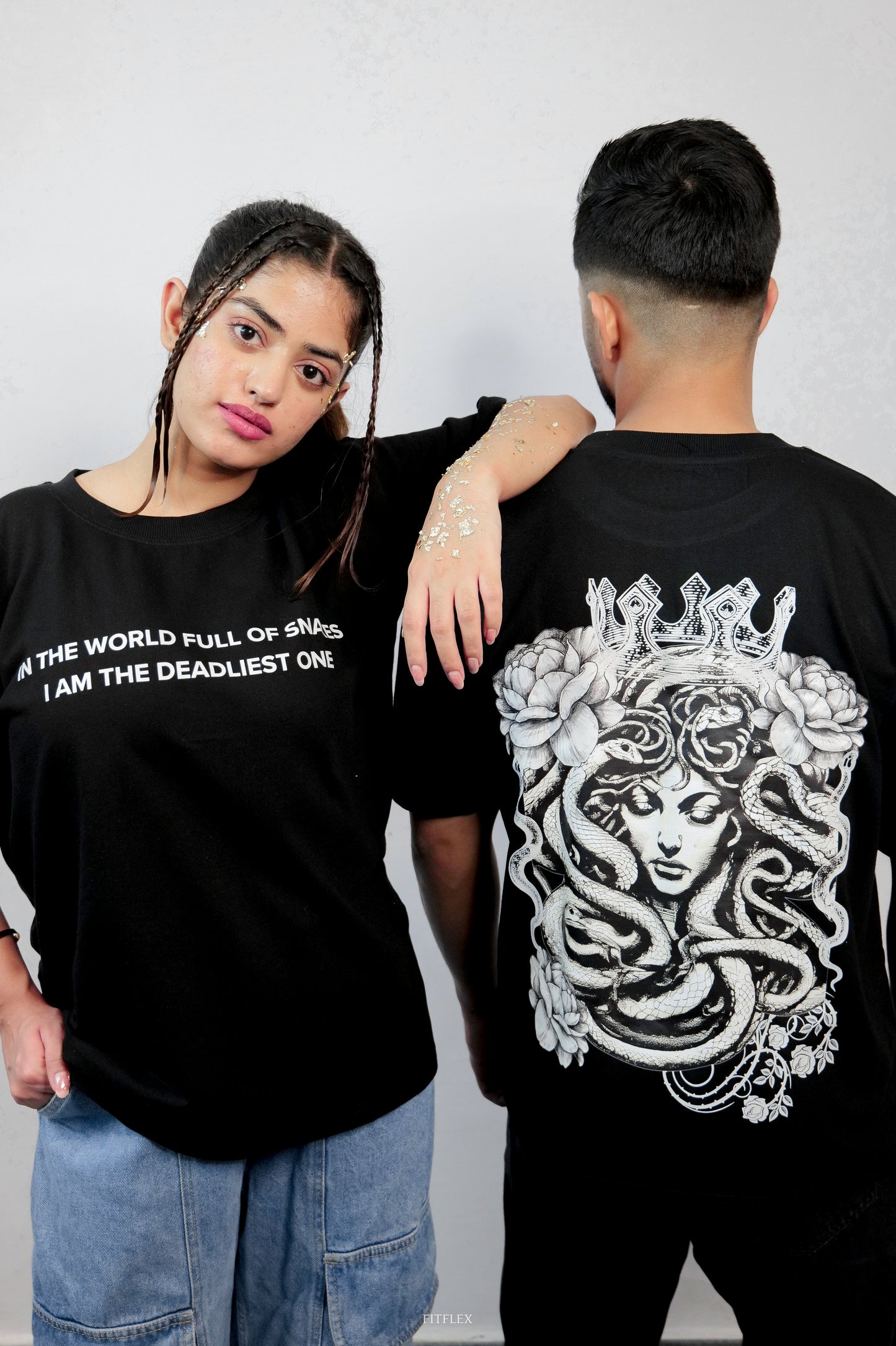 MEDUSA BLACK (Oversized T-Shirt)